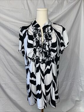 HeartSoul Black and White Ruffle-Front Women's Top